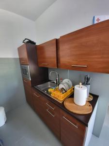 Küche/Küchenzeile in der Unterkunft Rustic Home Maslenica