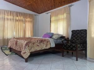 Ένα ή περισσότερα κρεβάτια σε δωμάτιο στο Joe & El Heritage Villa