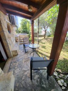 Ein Garten an der Unterkunft Rustic Home Maslenica