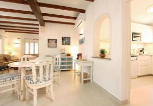 Fotografia z galérie ubytovania Nice house in Cala Sant Vicenc close to the beach by Renthousing v destinácii Cala de Sant Vicent