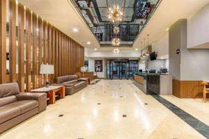 Posezení v ubytování Quality Inn Chihuahua San Francisco