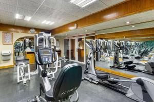 Fitness centrum a/nebo fitness zařízení v ubytování Quality Inn Chihuahua San Francisco