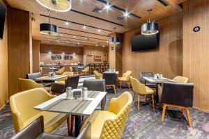 Restaurace v ubytování Quality Inn Chihuahua San Francisco