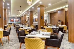 Restaurace v ubytování Quality Inn Chihuahua San Francisco