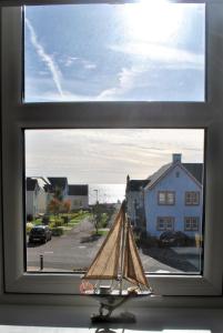 安斯特拉瑟Forth View- stylish upper apartment with sea views的相册照片