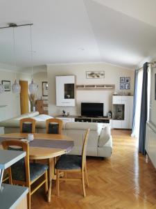 Kuchyň nebo kuchyňský kout v ubytování Apartments Tutina