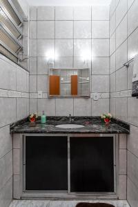 A cozinha ou cozinha compacta de Prainha mais 53 fotos
