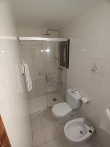 Kupatilo u objektu Hostal Can Jaume