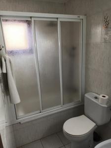 Kupatilo u objektu Hostal Can Jaume