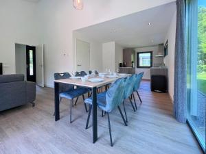Gallery image of Eco-friendly villa with terrace and garden in Dirkshorn