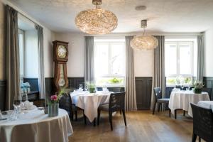 Restoran või mõni muu söögikoht majutusasutuses Genusshotel Krone & Roadtrips bei Basel