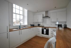 Kuchyň nebo kuchyňský kout v ubytování Walters Neuk Anstruther- luxury coastal home + 34 fotografií