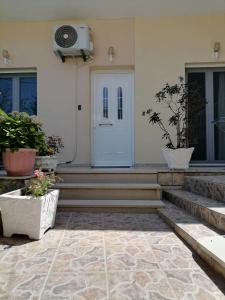 Fotografie z fotogalerie ubytování flower garden apartment v destinaci Benitses