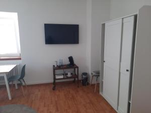 TV a/nebo společenská místnost v ubytování Altes Vogtshaus