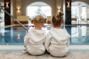 Hostia v ubytovaní Ведмежа гора Family Resort & Spa