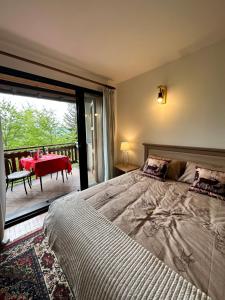 Postel nebo postele na pokoji v ubytování Residenza Riva Wellness Apartment Spa + 37 fotografií