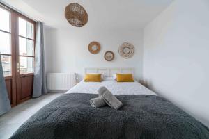 Posteľ alebo postele v izbe v ubytovaní Residence Le Languedoc - Appartements design - Proche des parcs