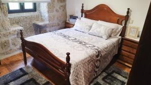 Ένα ή περισσότερα κρεβάτια σε δωμάτιο στο Casa de Gonçalo