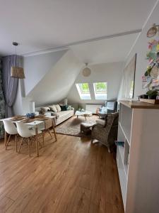 Posedenie v ubytovaní Comfort Zone Ostroda BOHO SCANDI