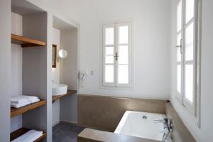 A bathroom at Poseidon Hotel