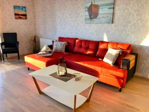 Posezení v ubytování Sunset Dream Apartment with a panoramic seaview + 37 fotografií