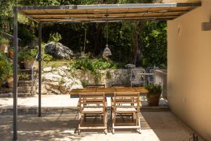 Foto dalla galleria di Paleokastritsa Red Gate Flat a Paleokastritsa