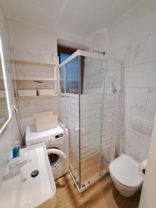 Koupelna v ubytování Meressa Nina&Leo Studio Apartments