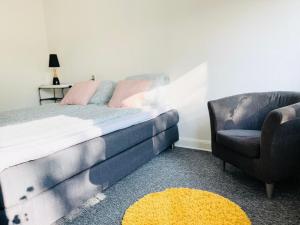 Un pat sau paturi într-o cameră la Scandinavian Apartment Hotel - Tobaksgården - 2 room apartment