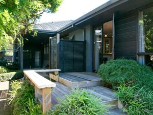 Zahrada ubytování Taupo Escape - Rainbow Point Holiday Home