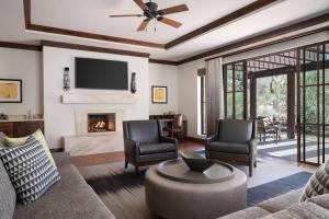 Posezení v ubytování The Ritz-Carlton, Dove Mountain