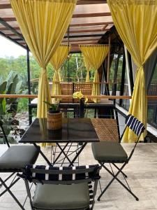 Posezení v ubytování Suites Casa ColibrÍ