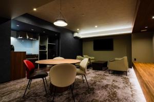 TV a/nebo společenská místnost v ubytování Randor Hotel Hiroshima Prestige