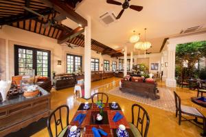 Posezení v ubytování Victoria Hoi An Beach Resort & Spa + 37 fotografií