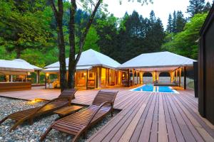 Bazén v ubytování KEIKOKU GLAMPING TENT nebo v jeho okolí
