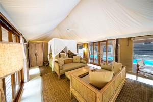 Posezení v ubytování KEIKOKU GLAMPING TENT
