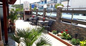 A restaurant or other place to eat at Apartmenthotel Sithon