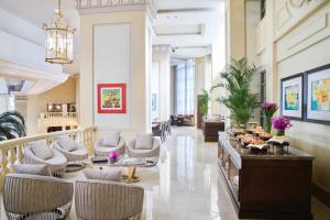 Posezení v ubytování The Peninsula Manila