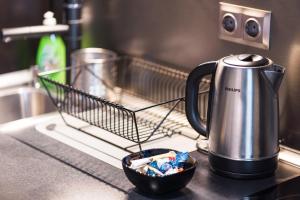 Coffee and tea making facilities at Bright Studio with Parliament view, Free Parking