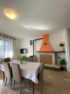 Posezení v ubytování Casa Ahmati Borgo Vesio