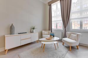 Posedenie v ubytovaní Apartments Old Town Dluga & by Noclegi Renters