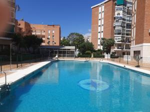 Bazén v ubytovaní Apartamento La Biznaga alebo v jeho blízkosti