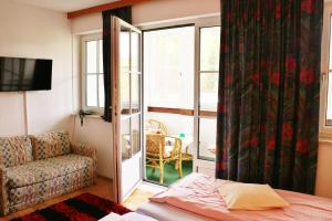 Letto o letti in una camera di Familienparadies Reichenhauser