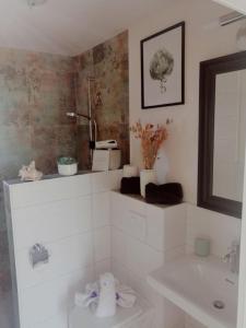 ภาพในคลังภาพของ Gemütliche Ferienwohnung Oase 22 ในคูล็องสบอร์น +16 ภาพ