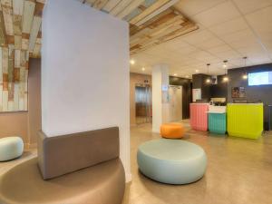Zona d'estar a Ibis Styles Nice Centre Gare