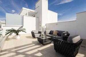 Posedenie v ubytovaní Stunning views and apartment Oceana Views RDR488