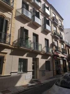 Το κτήριο όπου στεγάζεται  το διαμέρισμα