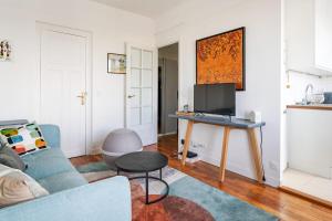 Μια τηλεόραση ή/και κέντρο ψυχαγωγίας στο Appartement Lottin - Welkeys