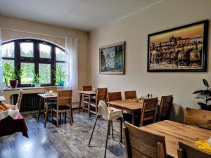 Posedenie v ubytovaní GRAND HARRACHOV PENSION v centru
