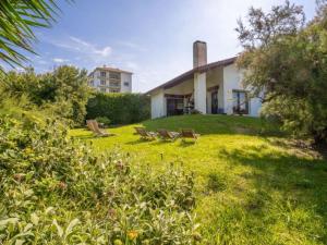 Κήπος έξω από το Maison basque - Vue Océan - 10 pers - Plage