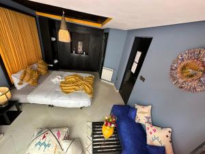 Postel nebo postele na pokoji v ubytování Riad 7 Pierres + 32 fotografií